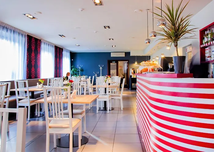 ホテル Rija Tia リガ