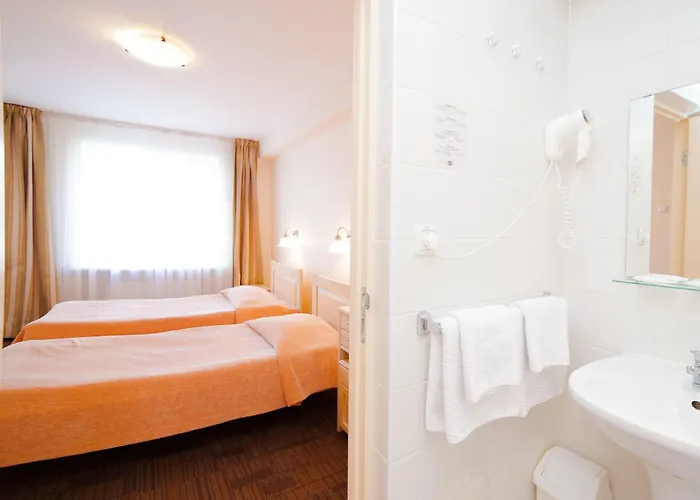 ホテル Rija Tia リガ