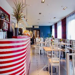 Rija Tia 酒店 里加