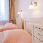 Viesnīca Rija Tia