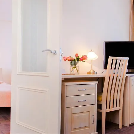 Rija Tia Hotel 3*