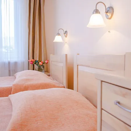 Rija Tia 3* Riga